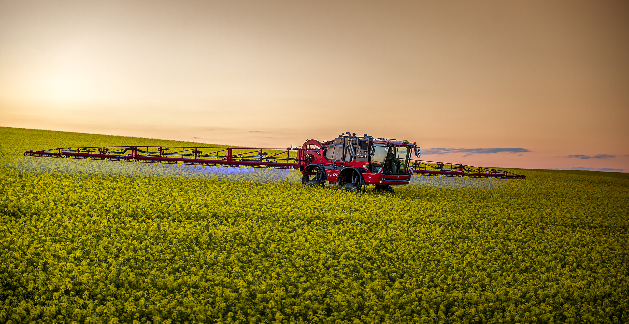 Exclusive dealer in Hungary: AgroVario - agrifac
