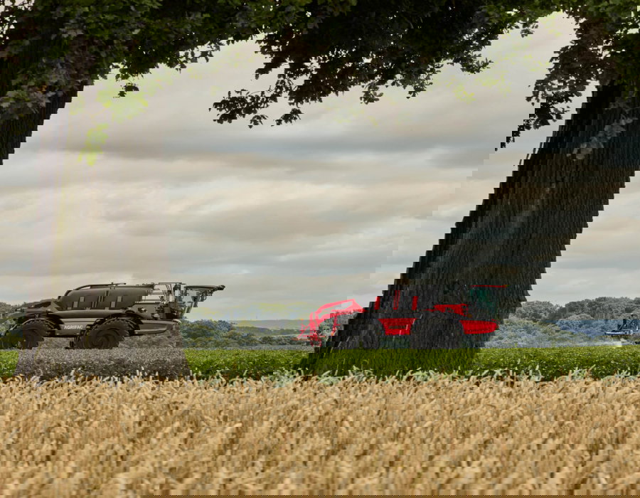 Endurance 80 spraying in a green field.