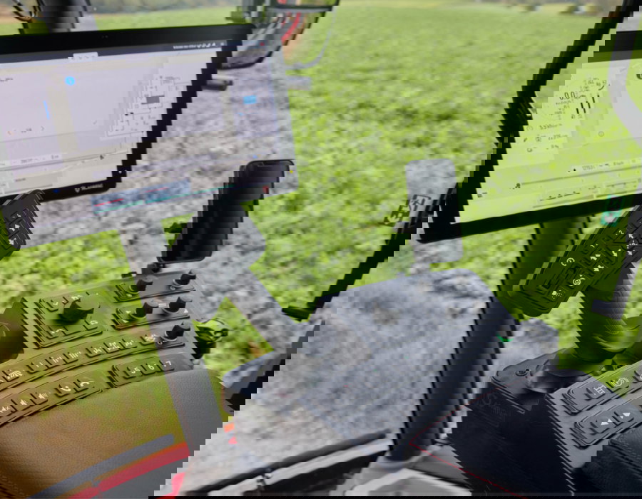 Close up of the EcoTronicPlus screen.